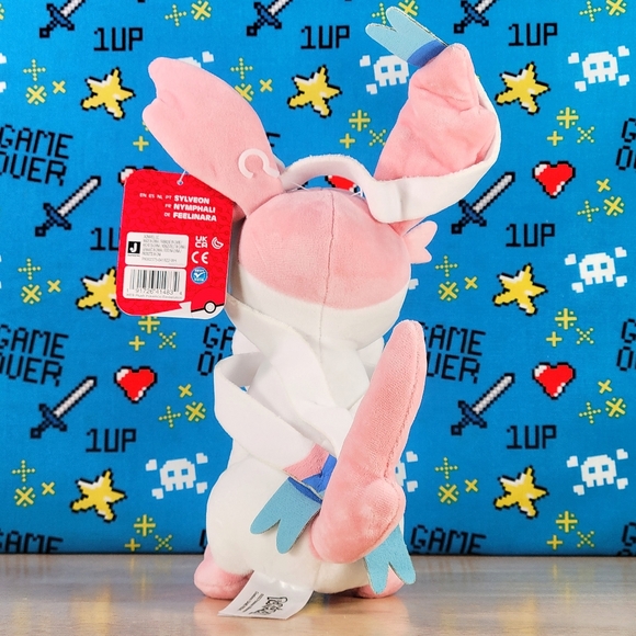 Jazwares Pokemon Sylveon 9" Collectible GameStop Exclusive Plush HTF & NWT - Picture 4 of 10
